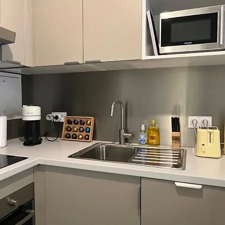 Goodguest-cosy New Bulding * كليشي